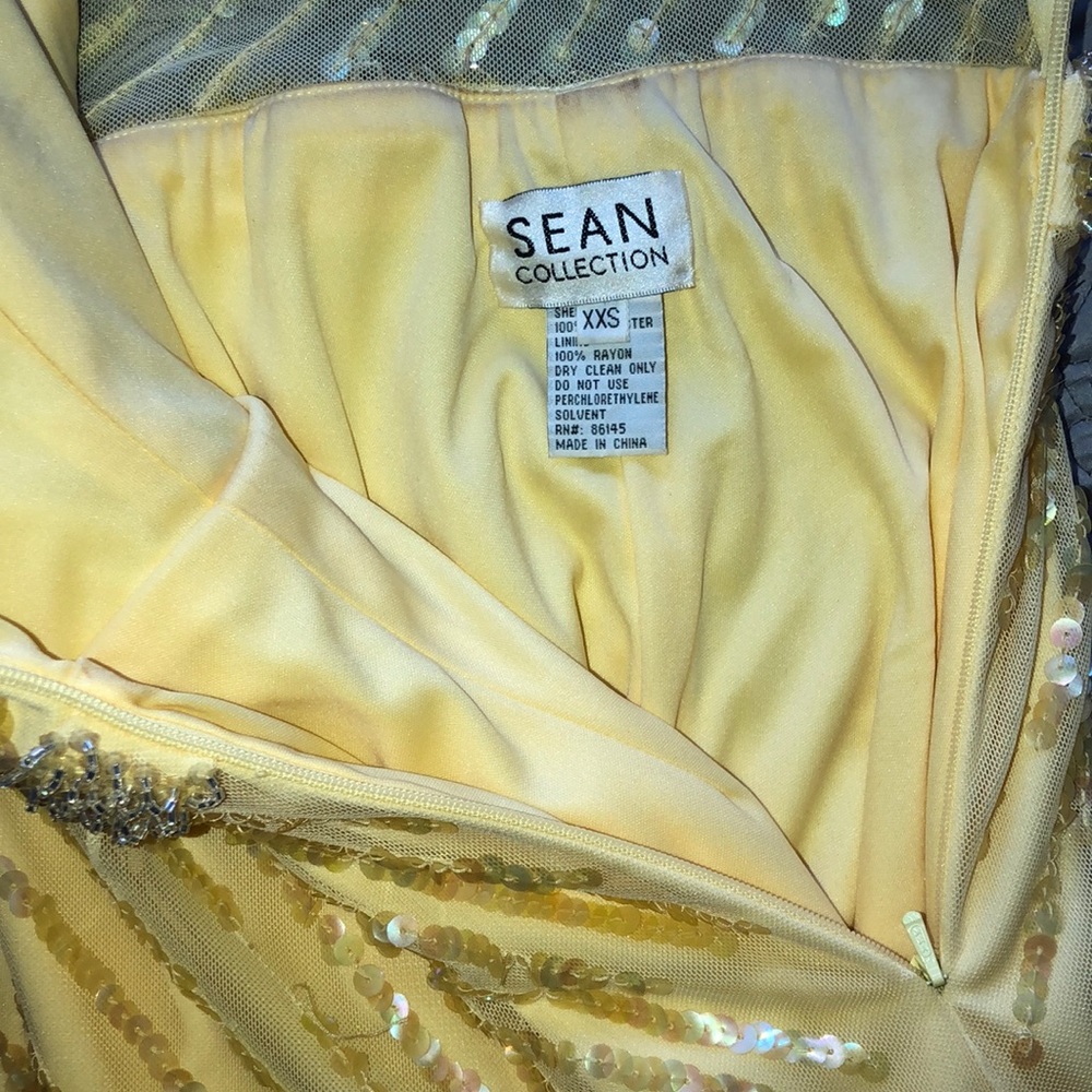 Sean Collection Gown 💫 - Picture 7 of 7